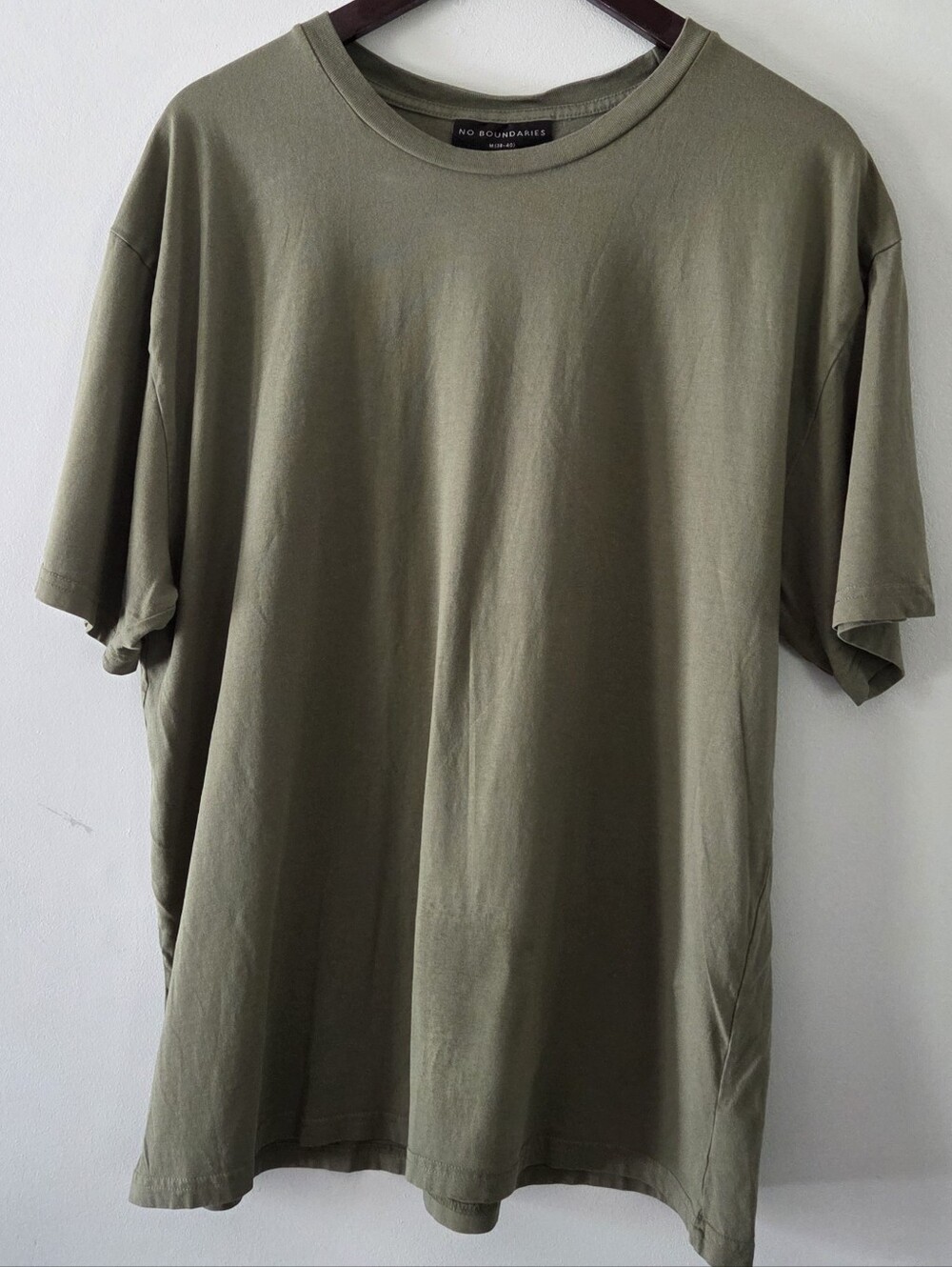 No Boundaries Olive Green Men's Crew Neck T-Shirt Size M